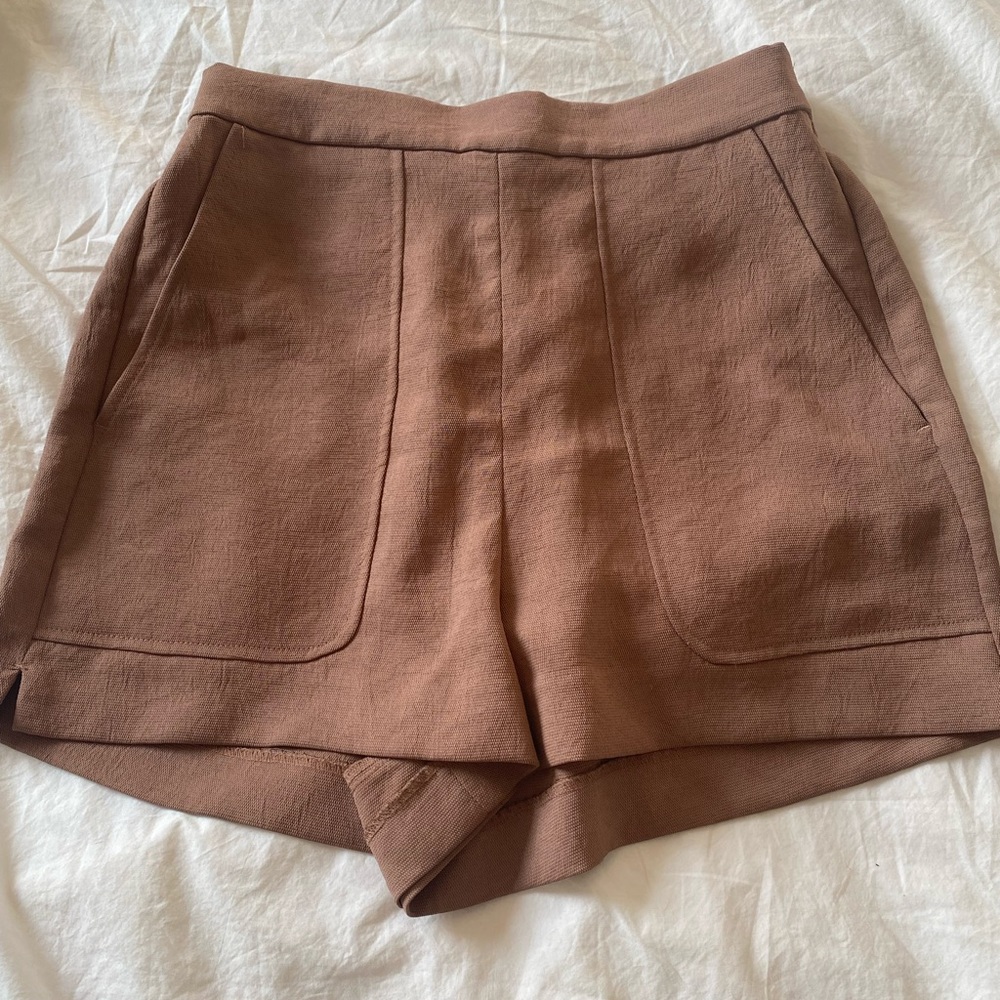Aritzia Wilfred Tan High Waisted Shorts